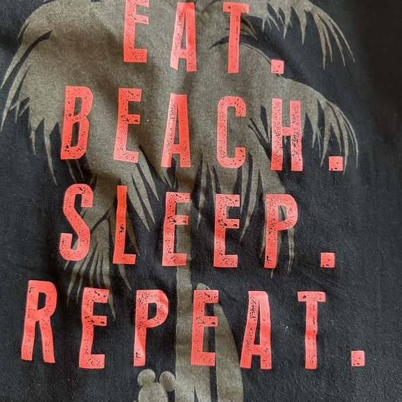 Uniqlo Disney T-shirt - Picture 3 of 5